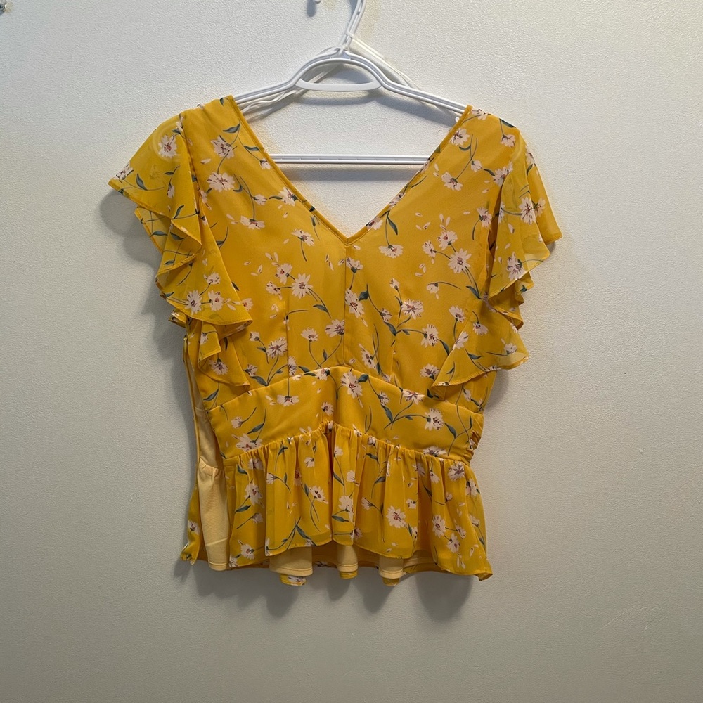 Design Lab top